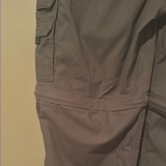Olive Green Convertible Cargo Pants with Relaxed Fit and Comfortable Waistband - Picture 6 of 7